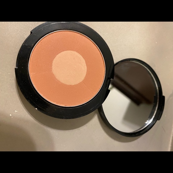 Dimitri James Blush - Picture 8 of 8